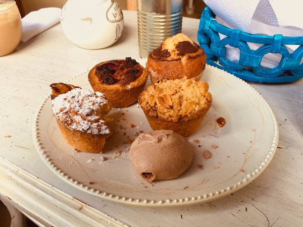 Can You Bake a Gourmet Maple and Pecan Danish with a Flaky Pastry?